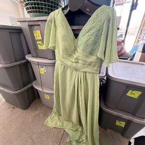 Elegant Green Lace Dress p27